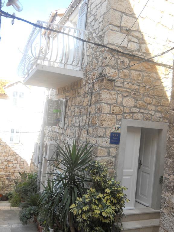 Apartments Ada Novak Đảo Hvar Phòng bức ảnh