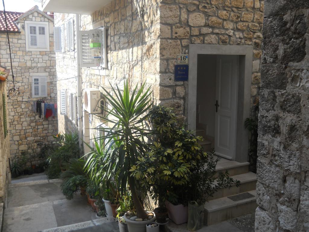 Apartments Ada Novak Đảo Hvar Phòng bức ảnh